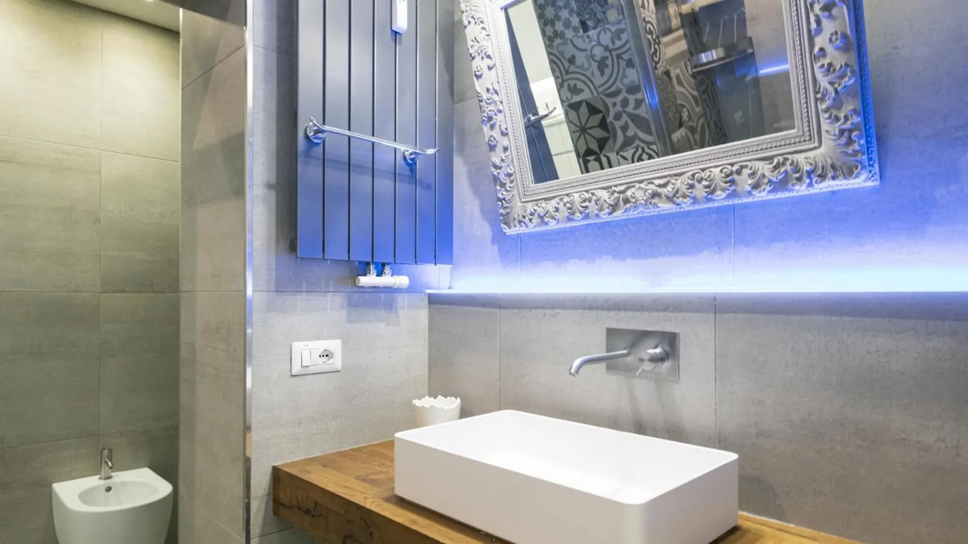 Easylife - Moderno E Chic Con Led Atmosferici Lejlighed Milano