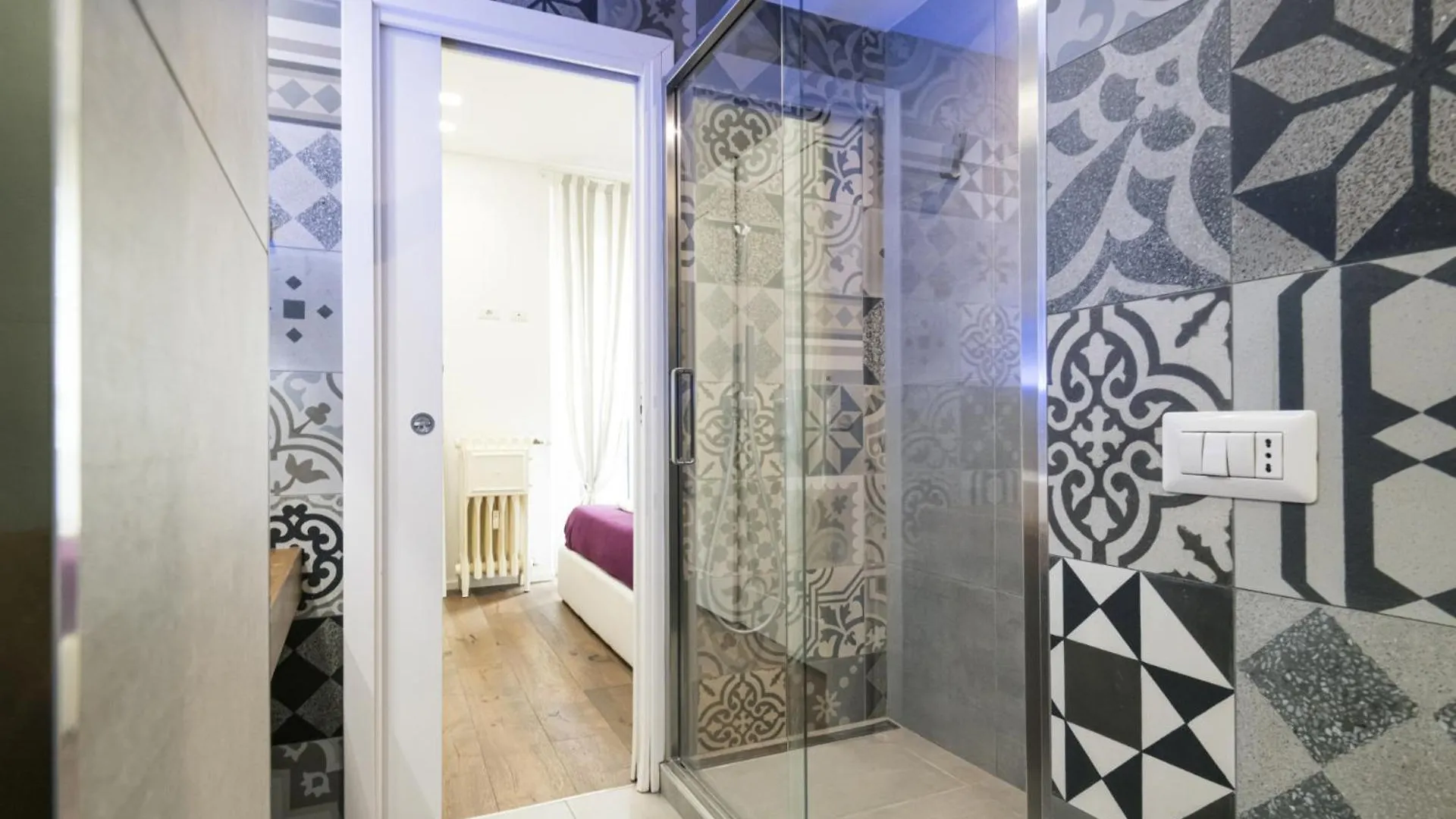 Easylife - Moderno E Chic Con Led Atmosferici Lejlighed Milano 0*,  Italien
